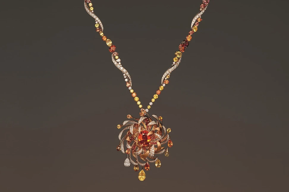 <p>Chaumet &#8216;Les Ciels de Chaumet&#8217; collection &#8216;Soliel de Feu&#8217; necklace with Madagascan yellow sapphires, Ceylon padparadscha sapphires, diamonds, yellow sapphires, spinels, Mandarin garnets and orange sapphires</p>
