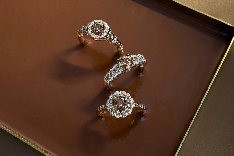 <p>Chocolate diamond rings by Le Vian</p>
