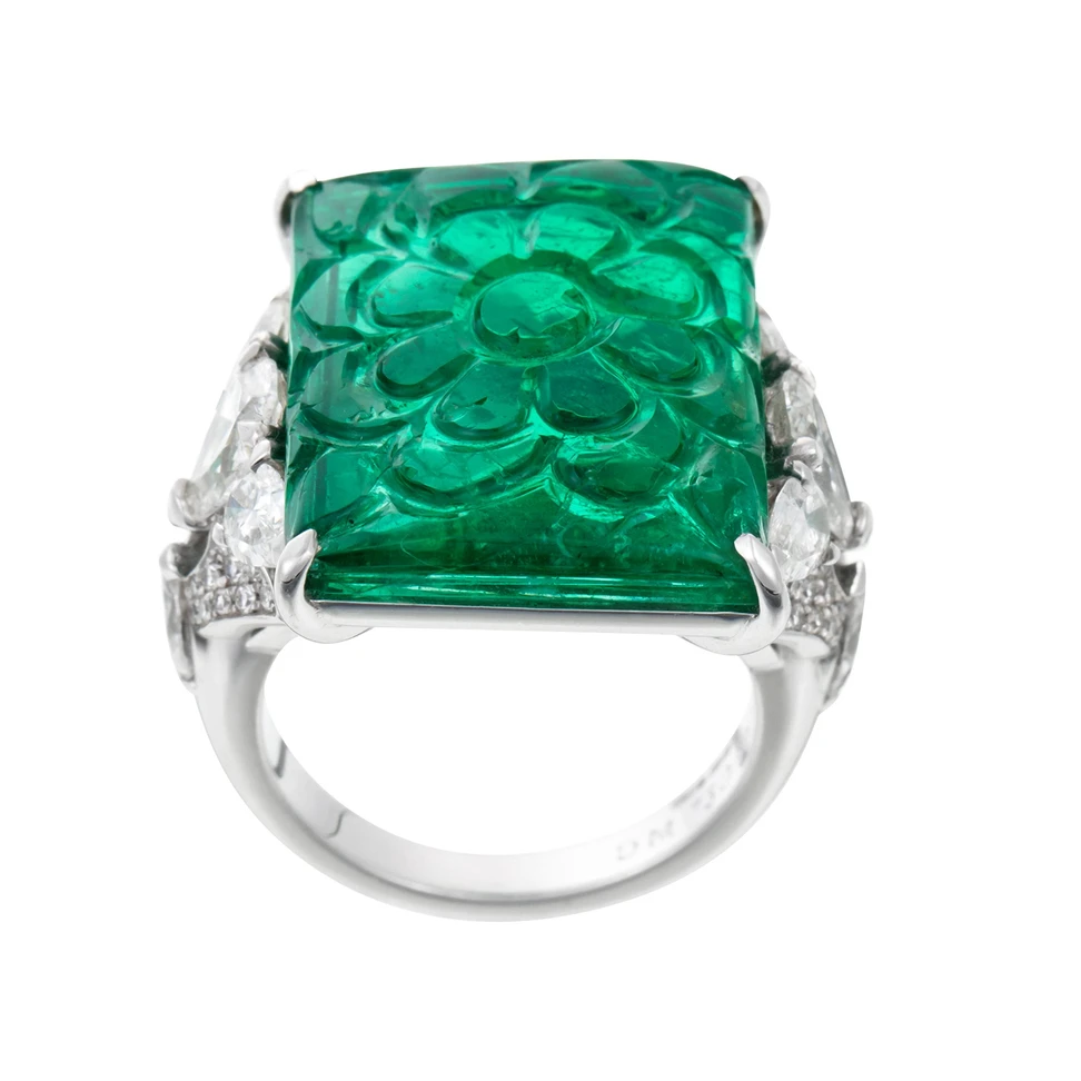 <p>David Morris GRS Certified 15.30ct Carved Emerald &#038; Diamond Cocktail Ring</p>
