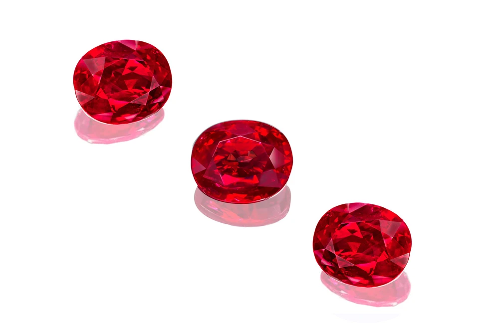 <p>Faidee Burmese Ruby</p>
