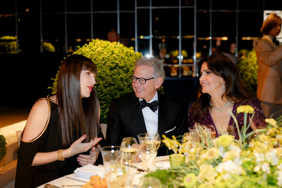 <p>Katerina in conversation with Martin Katz and his wife Kelly</p>
