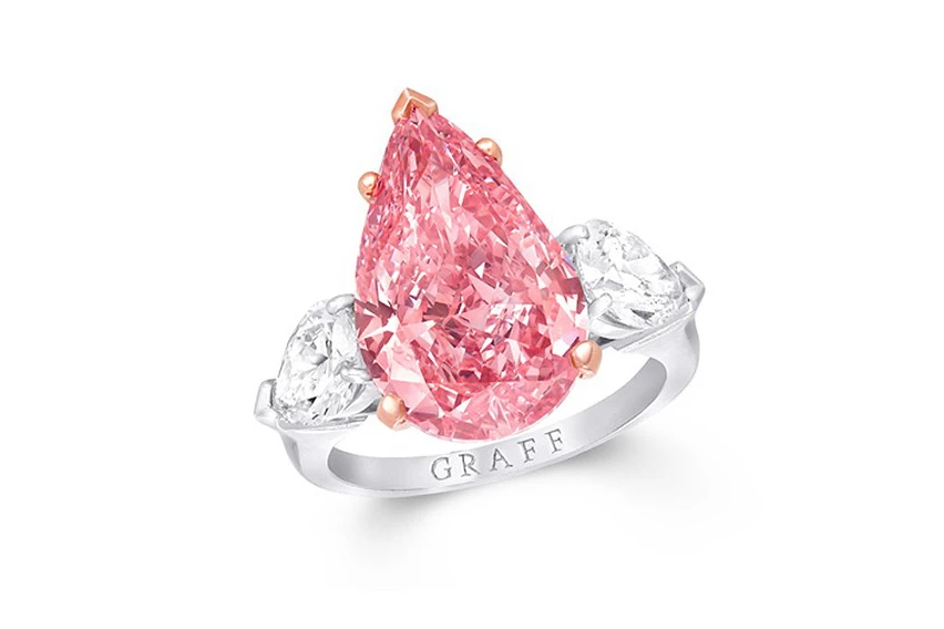 <p>Graff Diamonds ring with a rather large pear-shaped diamond of 6.79ct</p>