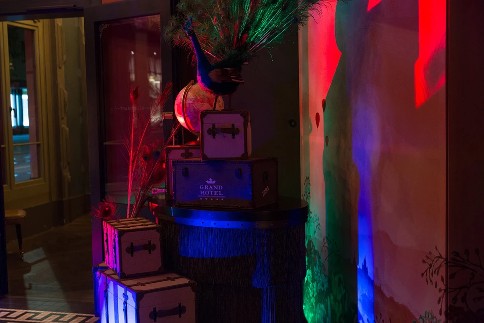 <p>Gübelin&#8217;s &#8216;Magical Journey to Burma&#8217; event decor</p>
