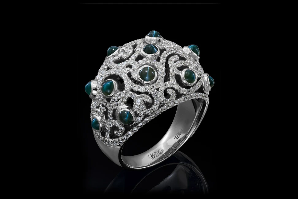 <p>Izmestiev Diamonds Cat’s Eye Alexandrite ring with diamonds set in white gold</p>
