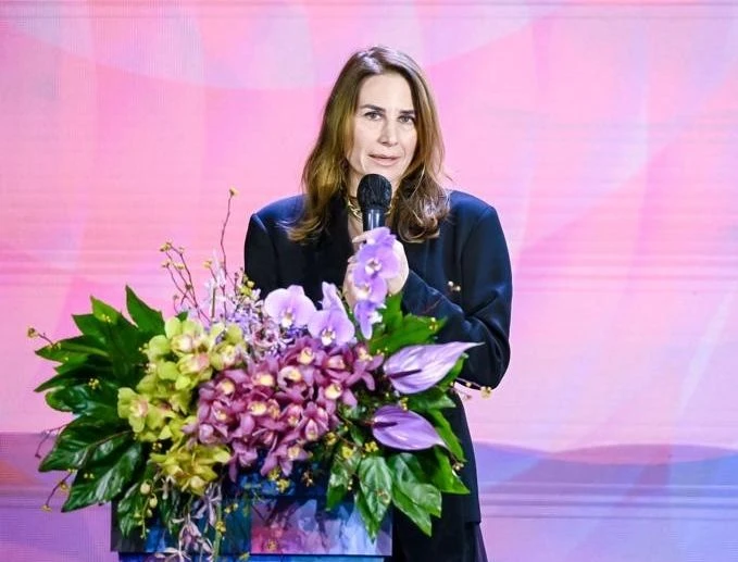 <p>Journalist and Digital Creator Paola De Luca, the mind behind The Joy of Colour Exhibition</p>
