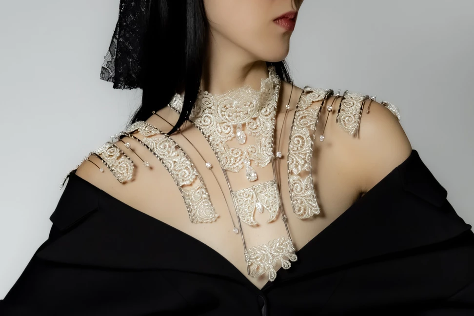 <p>“There are many possible applications for this exquisite embroidery skill. We can create dresses that are true jewels—the sky’s the limit.” Maxence Van Der Bauwede</p>