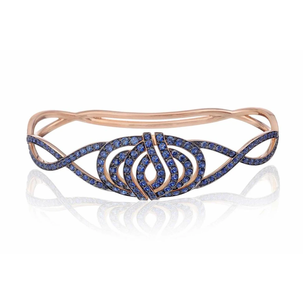 <p>Lily Gabriella Infinitas palm bracelet with sapphires</p>