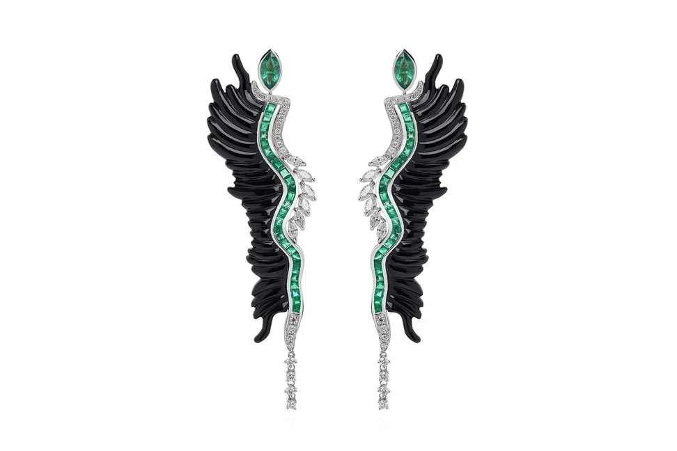 <p>Leyla Abdollahi&#8217;s dramatic new capsule collection of jewellery, Lust &#038; Lure, draws its inspiration and colour scheme from the 1920s</p>
