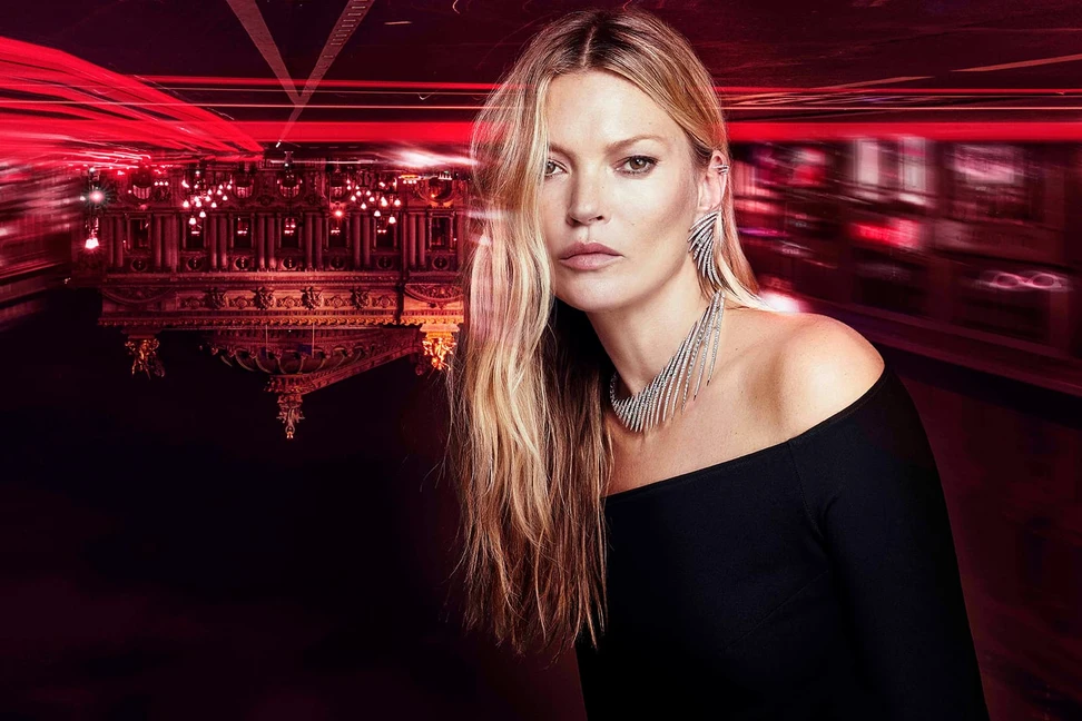 <p>Messika x Kate Moss Collection earrings and necklace inspired by feathers</p>
