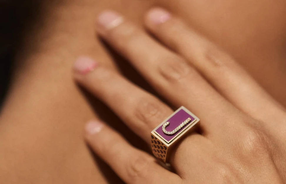 <p>Noora Shawqi gold, enamel and diamond ring</p>
