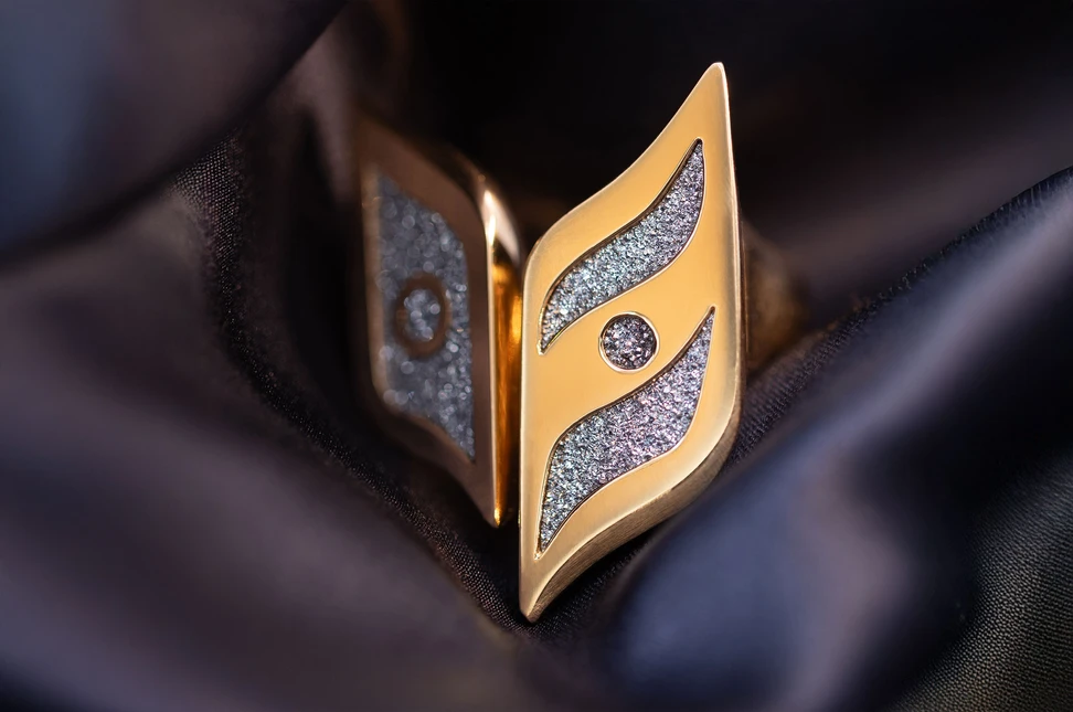 <p>A ring containing crystalline osmium by Oslery, which specialises in jewels using osmium inlays</p>