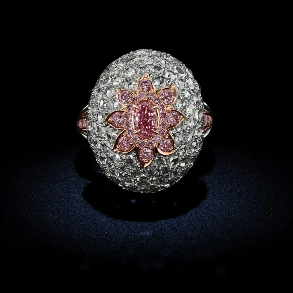 <p>Rosenberg Diamonds &amp; Co. Dome Ring</p>
