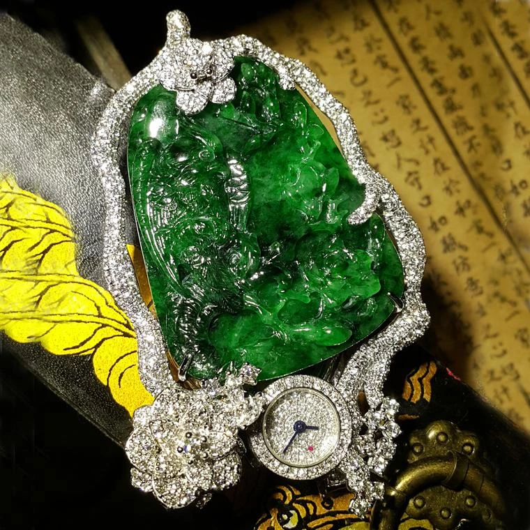 <p>The Bird&#8217;s Secret Garden lorgnette by Anita So for Osatina Jewellery</p>
