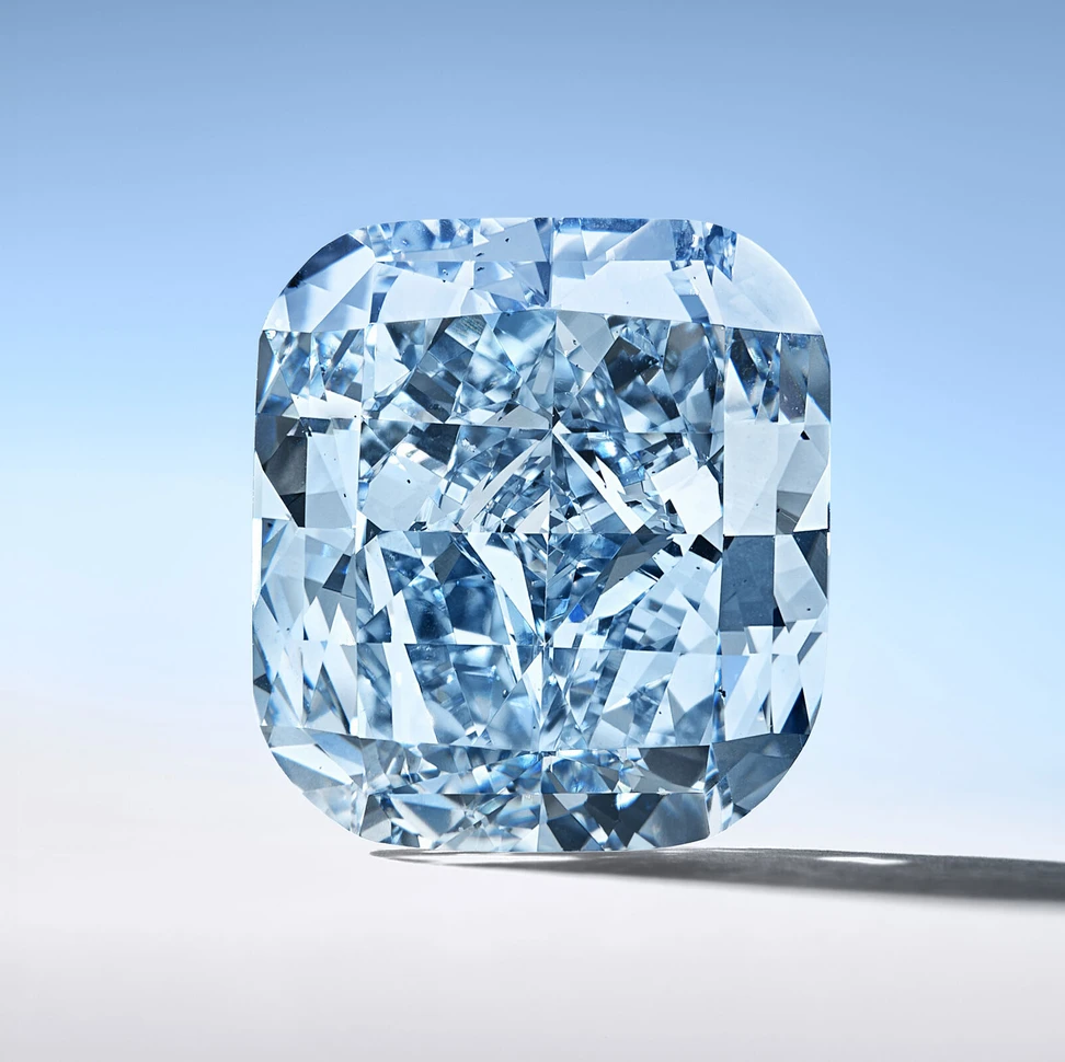 <p>The Mediterranean Blue diamond weighs more than 10 carats and is certified by the GIA as being Type IIb fancy vivid blue with VS2 clarity </p>