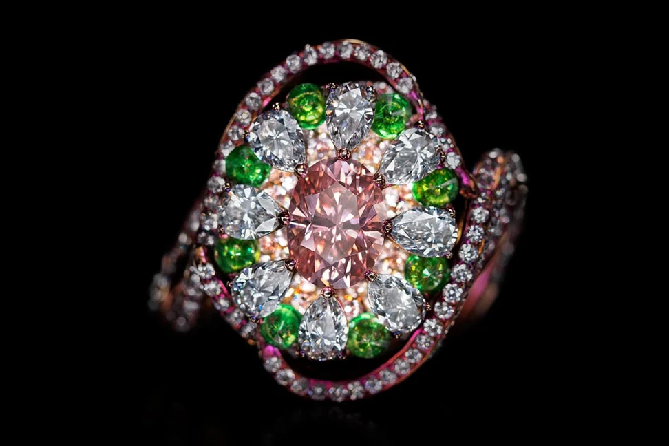 <p>Wallace Chan ‘Summer Dream Serenade’ ring with 1.05ct pink diamond, colourless diamonds and demantoid garnets</p>