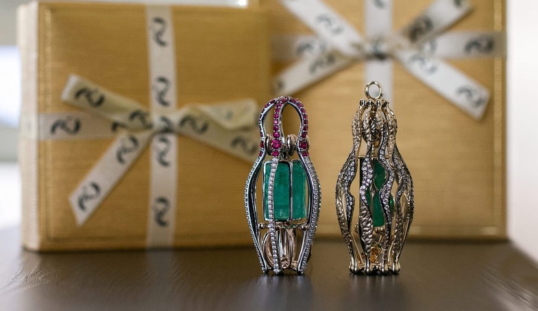 S2x1 banner ringo matreshki pendants with emeralds  1 