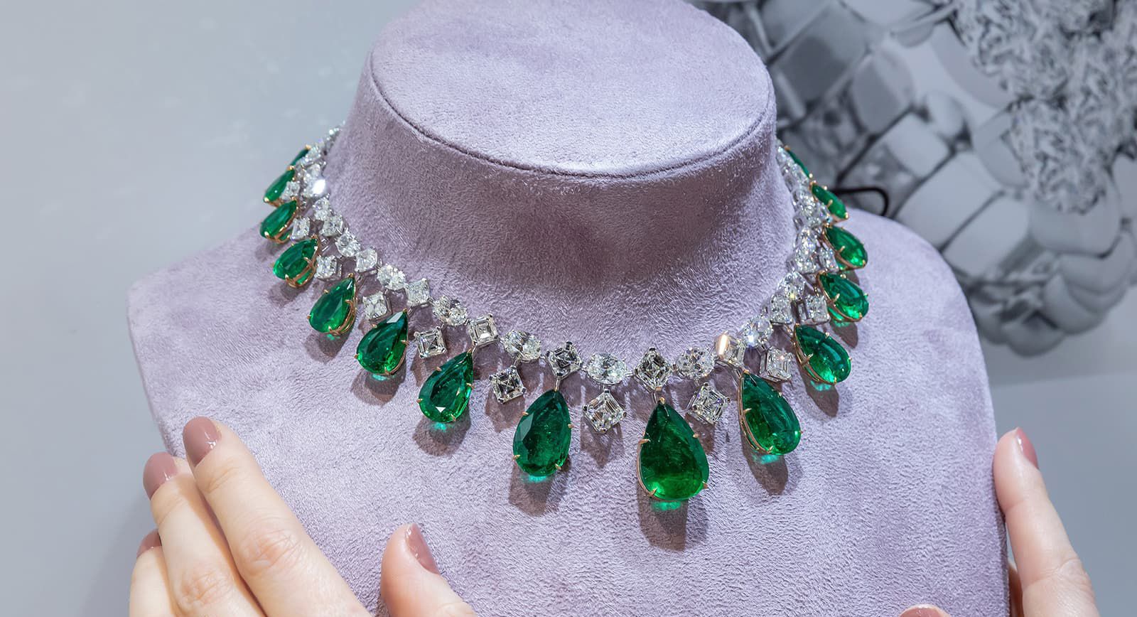 Emeralds: Simple Rules for Caring for Your Precious Stone