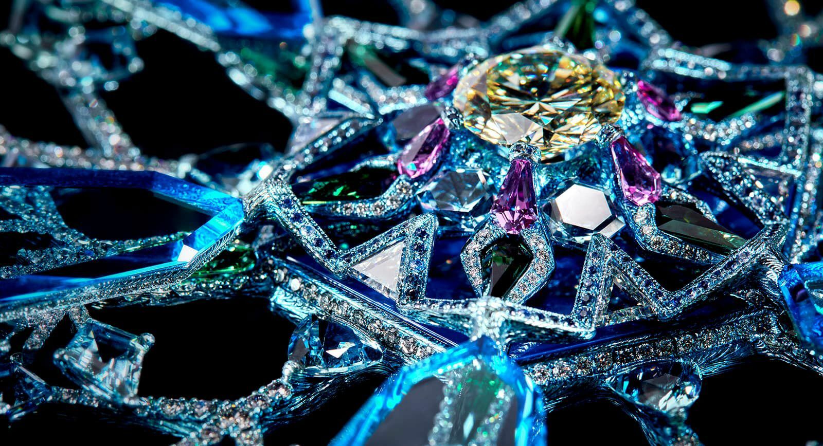 Wallace Chan transformable Snowflake brooch in coloured titanium with Wallace Chan Porcelain
