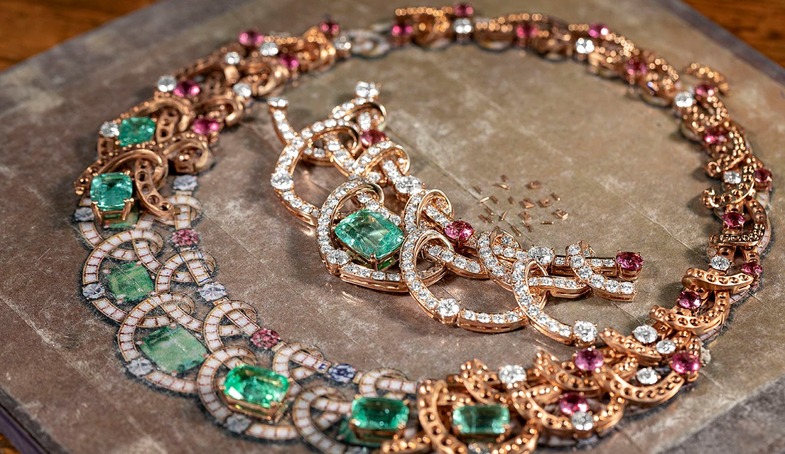 S2x1 bulgari celebrates paraiba tourmaline necklace in the making 2