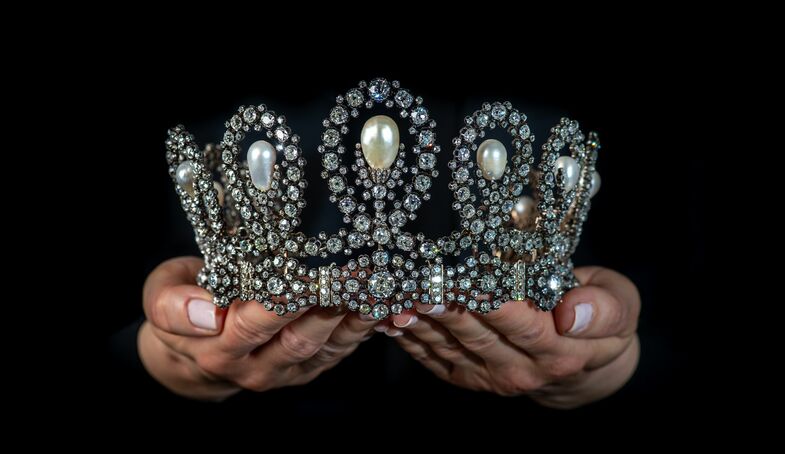 S2x1 banner royal tiara in natural pearl and diamonds   sotheby s geneva 11 may    1 1  4 