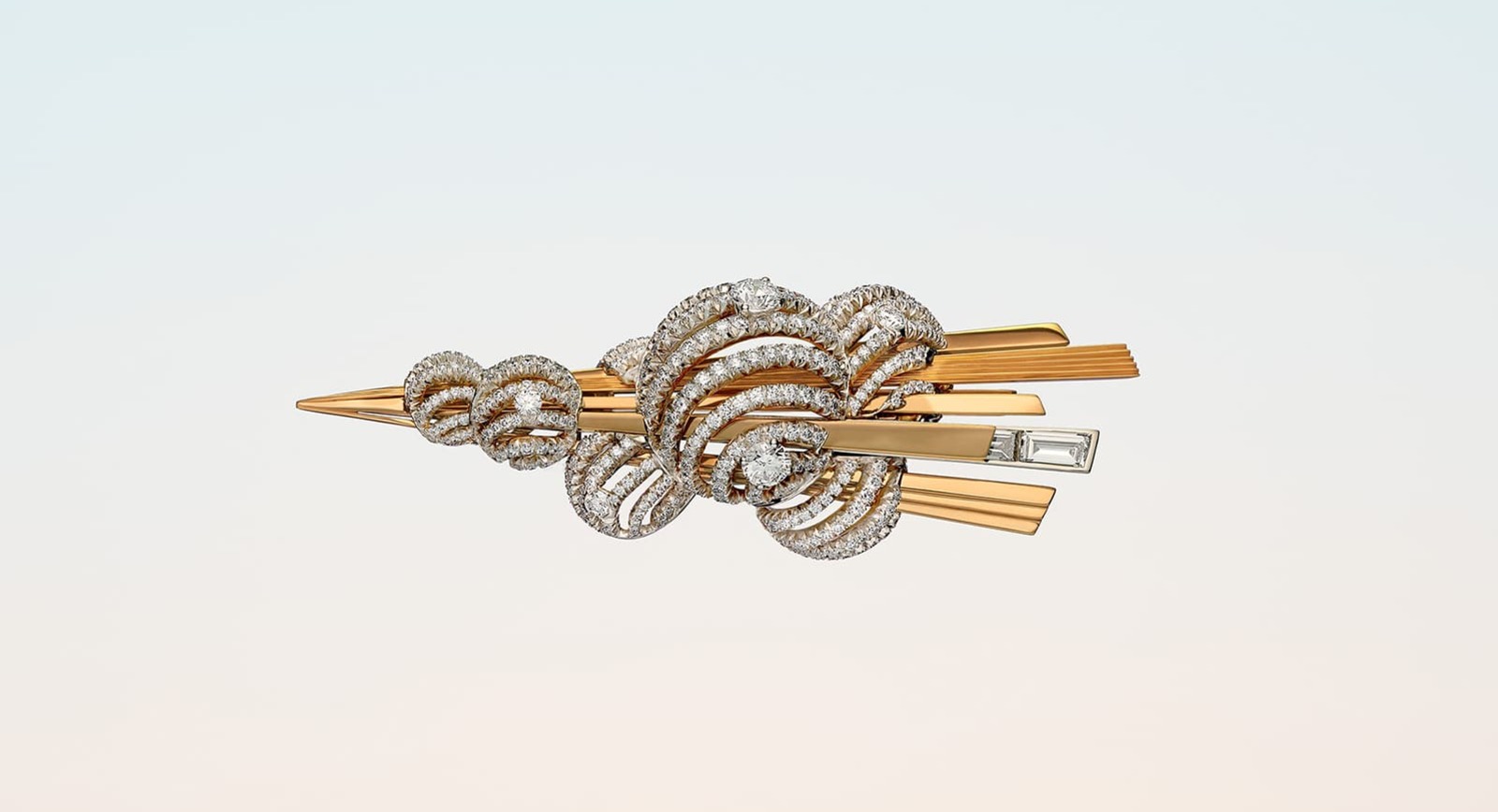 Les Ciels de Chaumet Nuages d'or brooch брошь