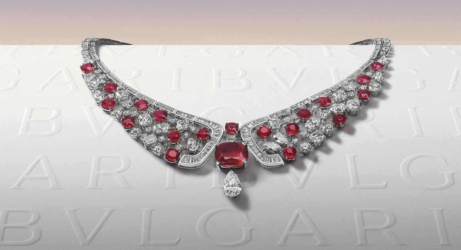 Bulgari Magnifica High Jewellery necklace with diamonds and rubies 