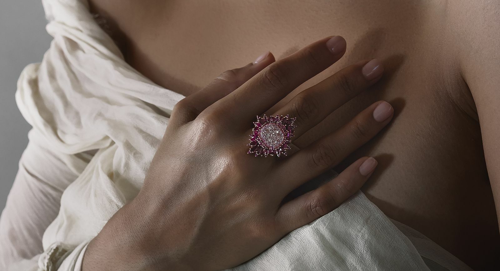 The In Bloom ring by Maggi Simpkins will be presented at the Brilliant and Black exhibition, hosted by Sotheby's