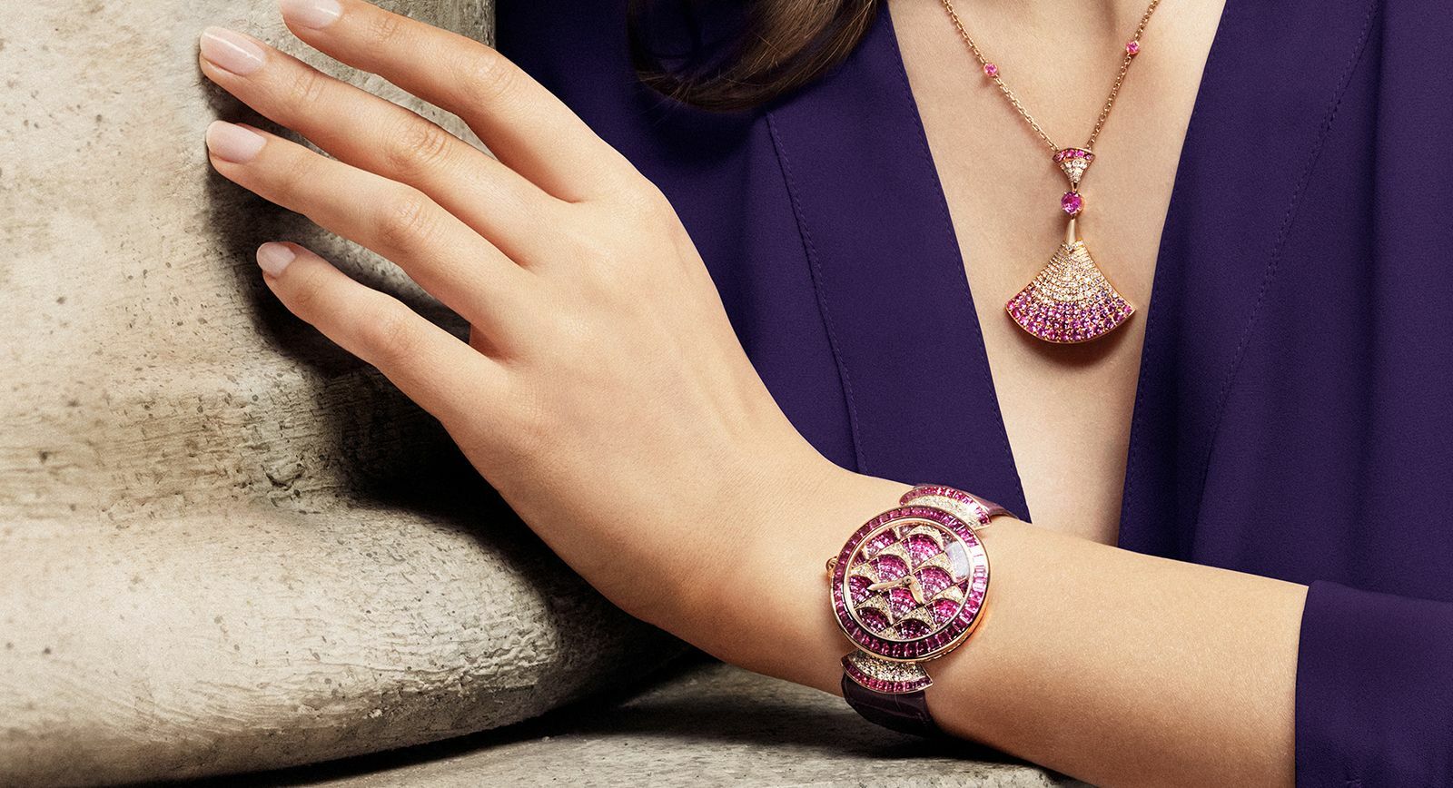 Bulgari Diva's Dream Collection pendant and timepiece 