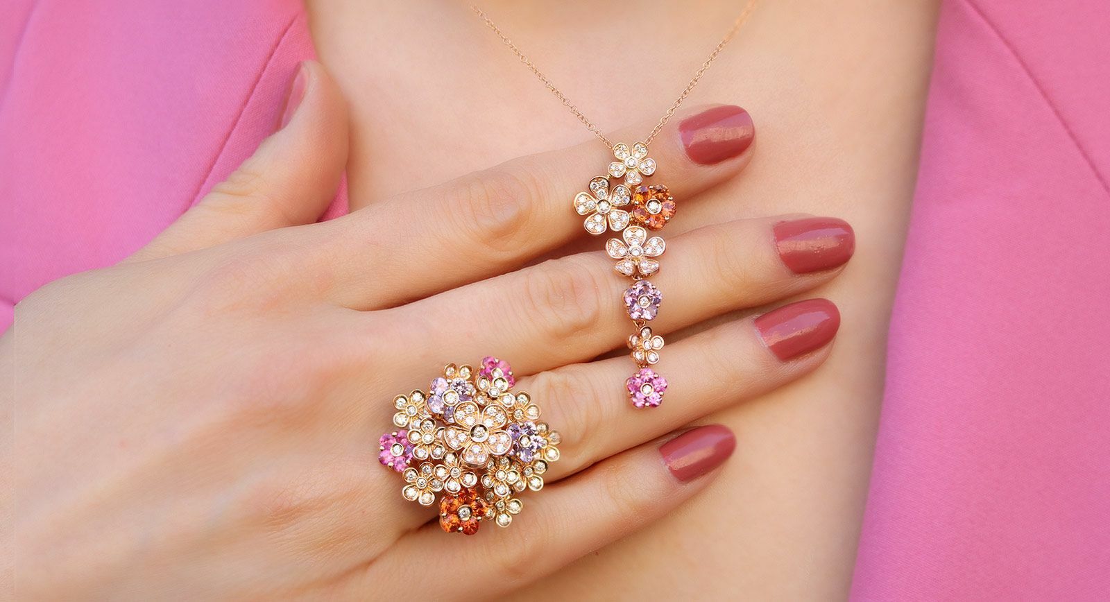Cesare Pompanon Primavera Multi Flower ring and necklace with sapphires and diamonds in rose gold 
