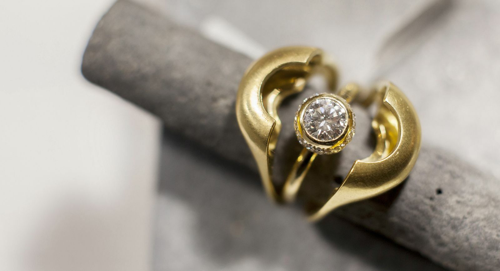 1 GRAM GOLD FULL DIAMOND WITH BIG STONE RING FOR MEN DESIGN A-824 – Radhe  Imitation