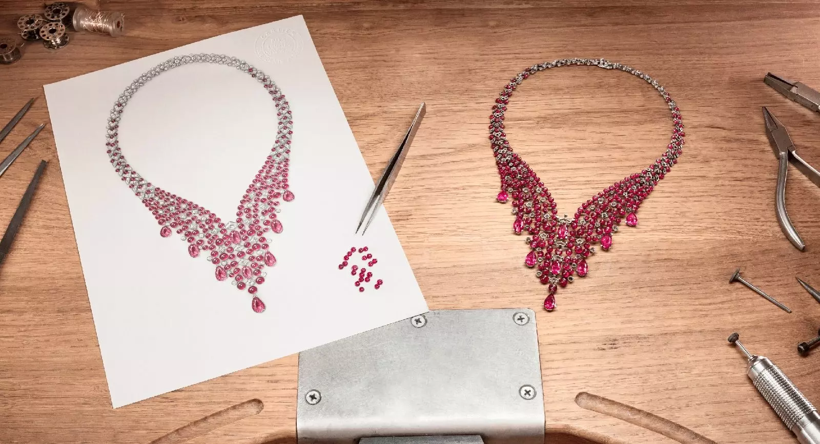 Cartier Splendens necklace with spinel beads, faceted spinels and diamonds from the Beautés du Monde High Jewellery Collection