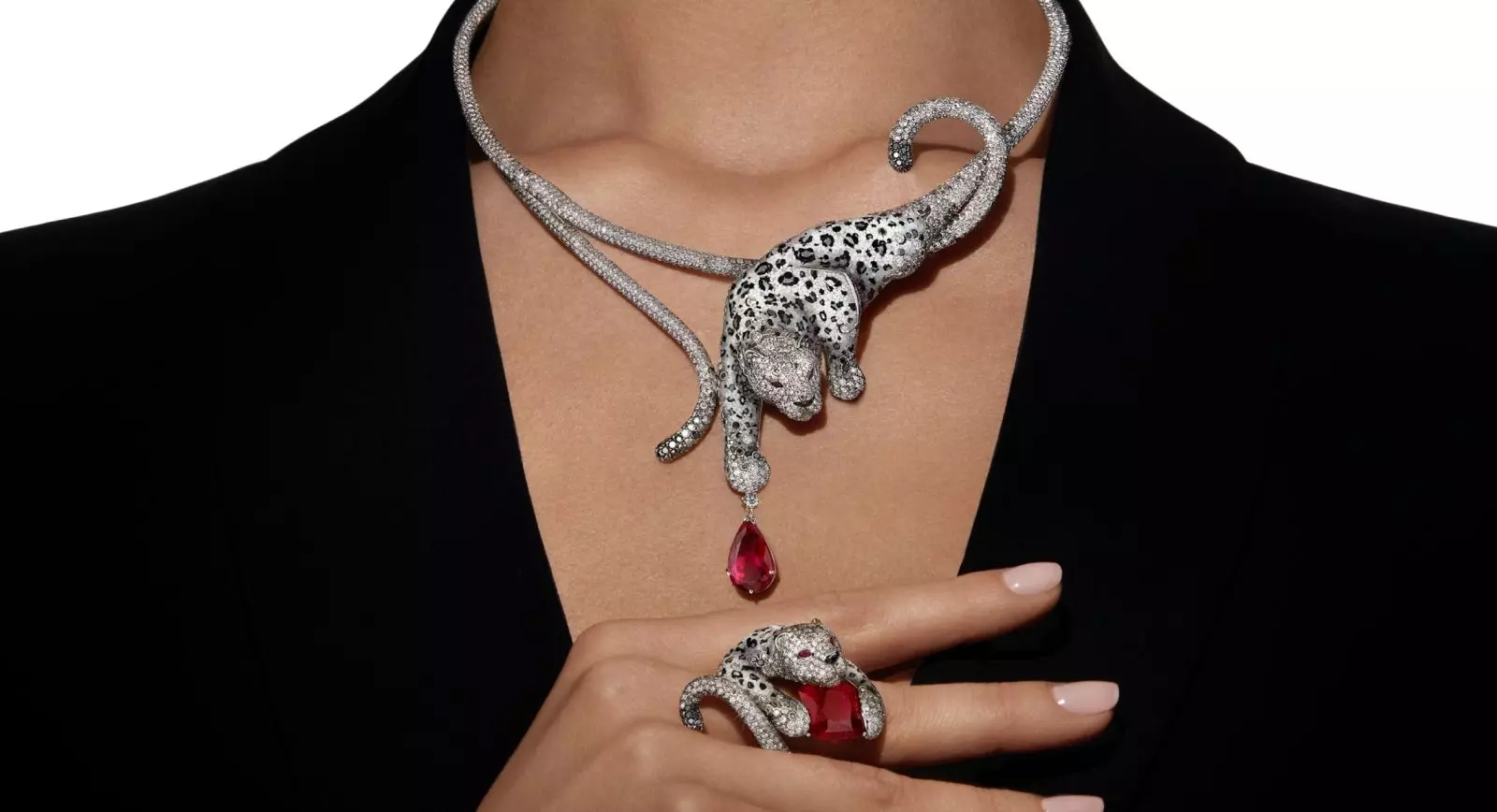 Sicis Damisa Ice necklace and ring ahead of the brand's Couture Show debut in 2023