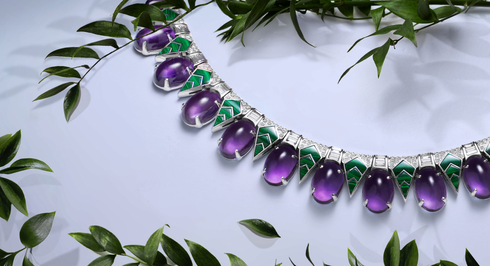 Al Zain Leena necklace with 101.53 carats of amethyst, 19.60 carats of malachite and 8.41 carats of diamonds from the Jena High Jewellery collection