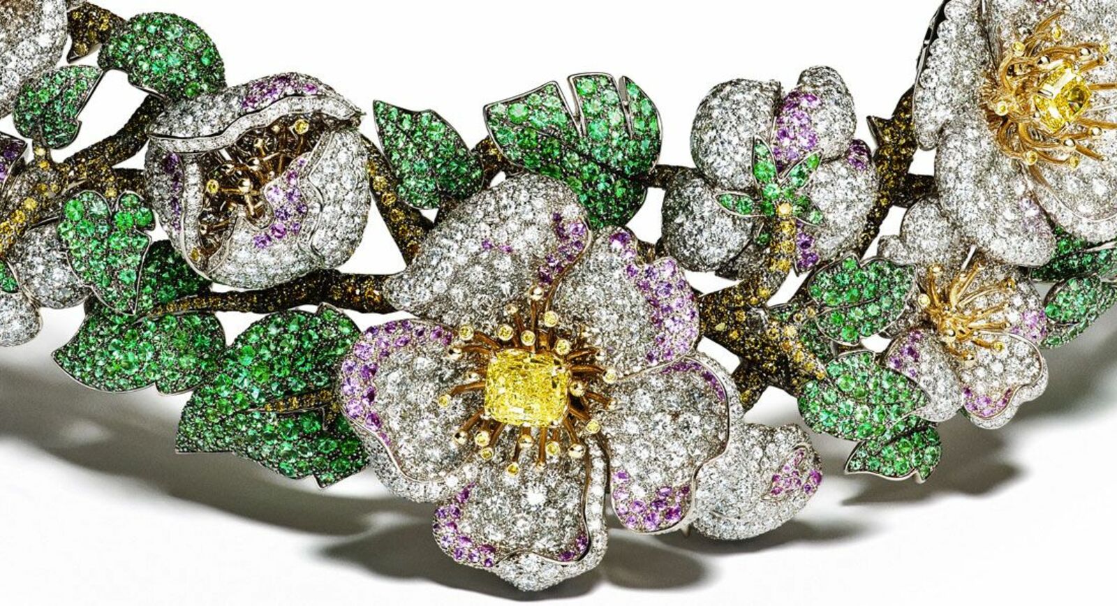 Giampiero Bodino’s Primavera necklace blossoms with apple-tree flowers