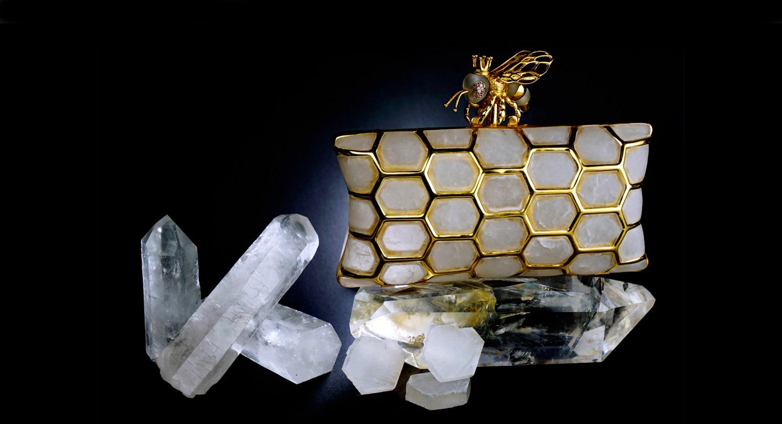 The Queen Bee Clutch by L AQUART the Unity of Fashion and