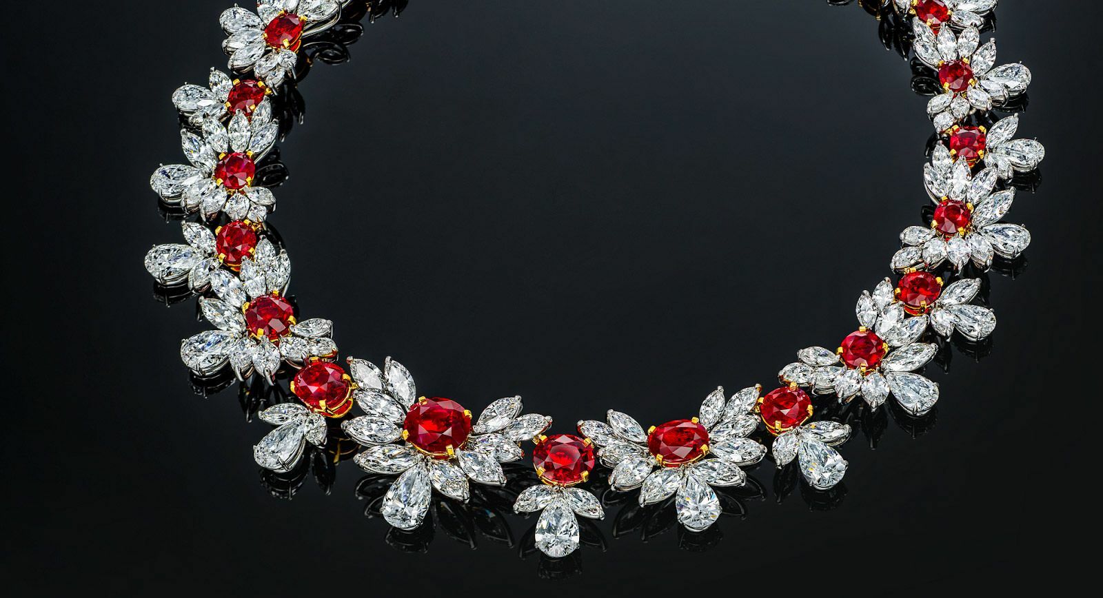 The Grand Phoenix – A Necklace That Made A Lot Of Noise At Baselworld