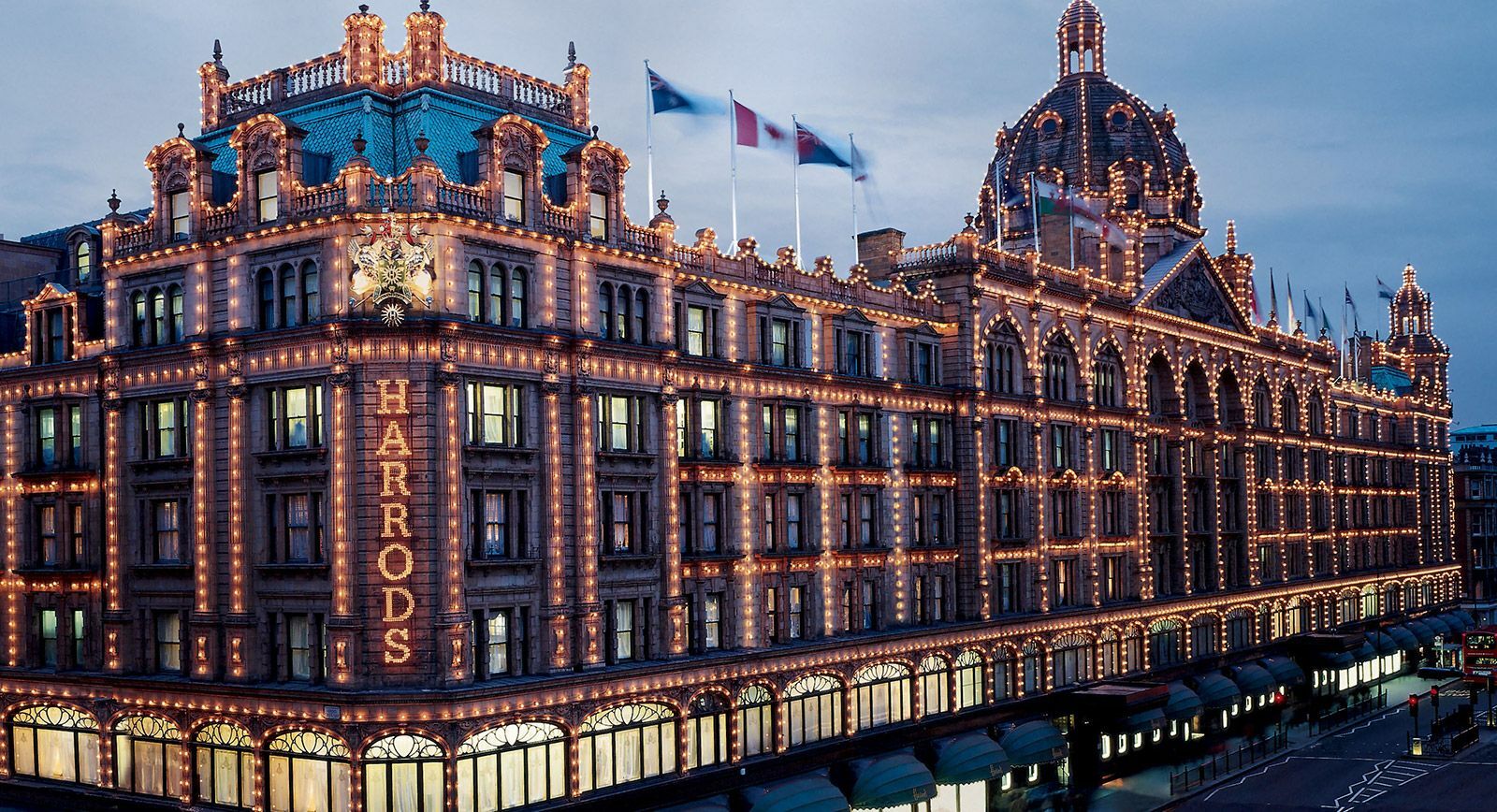 Великолепная пятерка: Новые дизайнеры в торговом доме Harrods