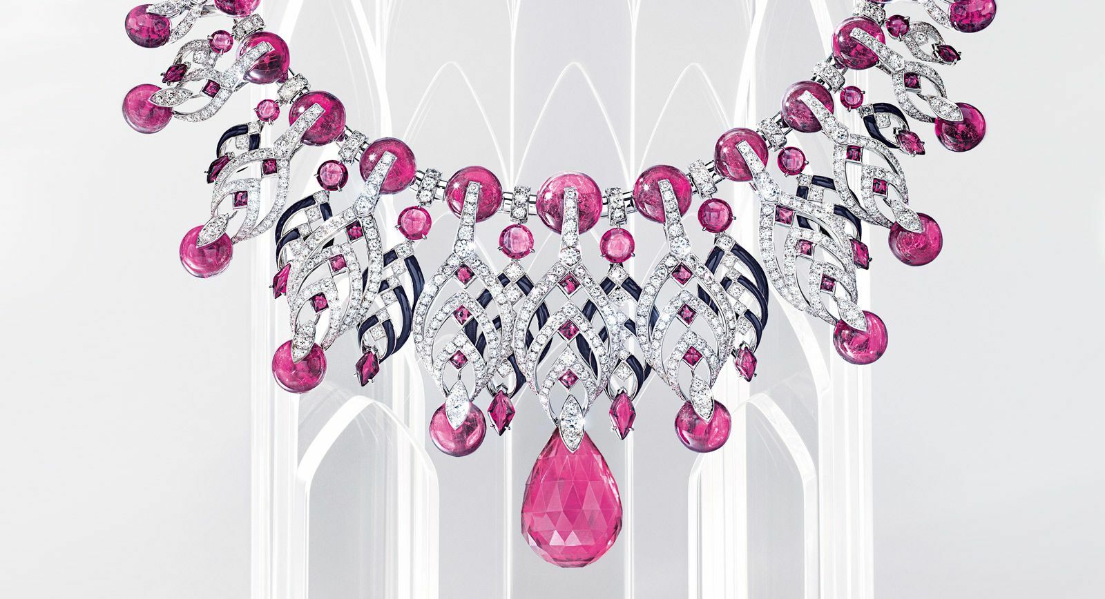 Cartier sales spotlight earring