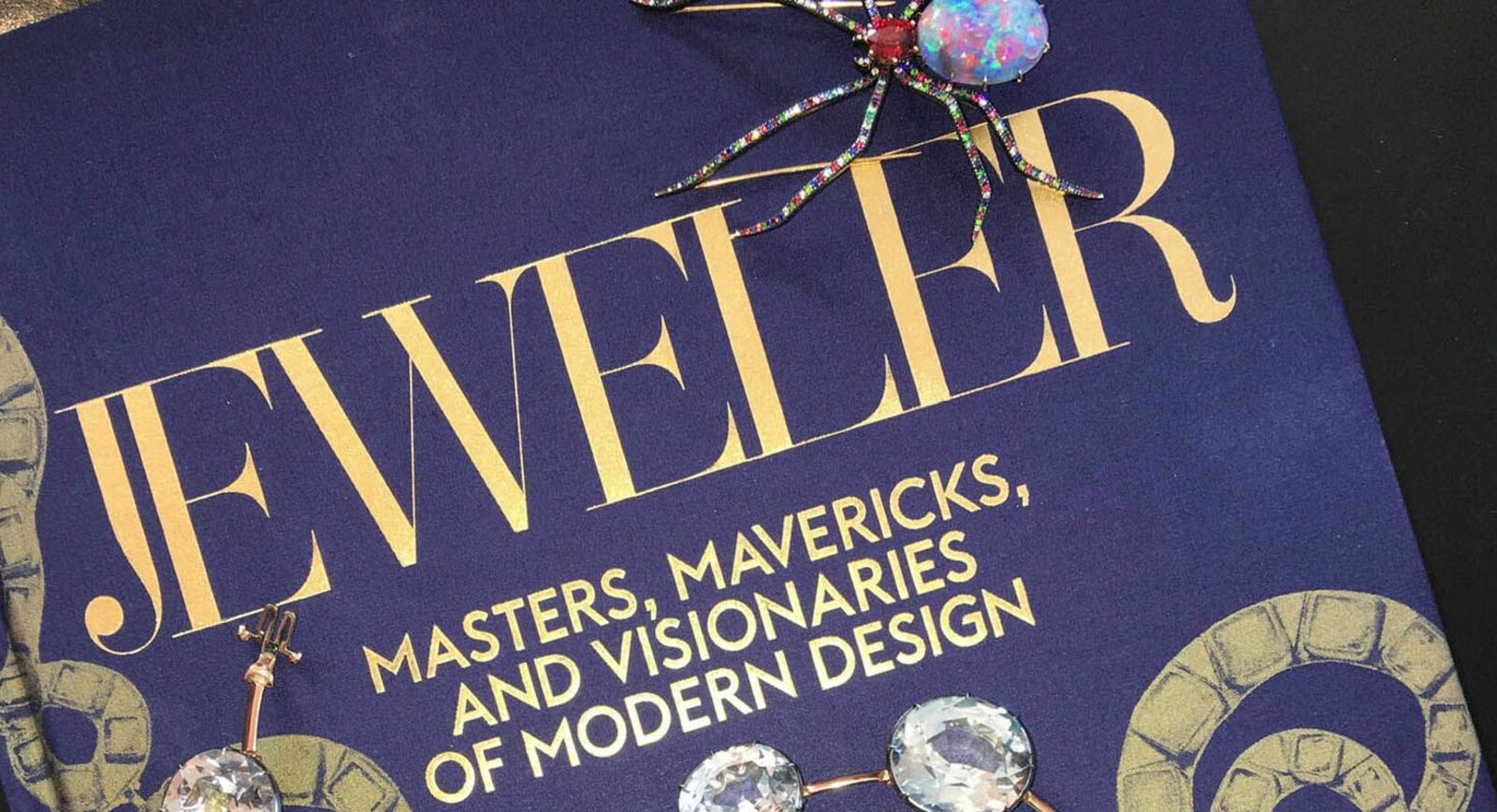 ‘Jeweler’ от Стеллин Воландес: любовное послание современным мастерам ювелирного искусства