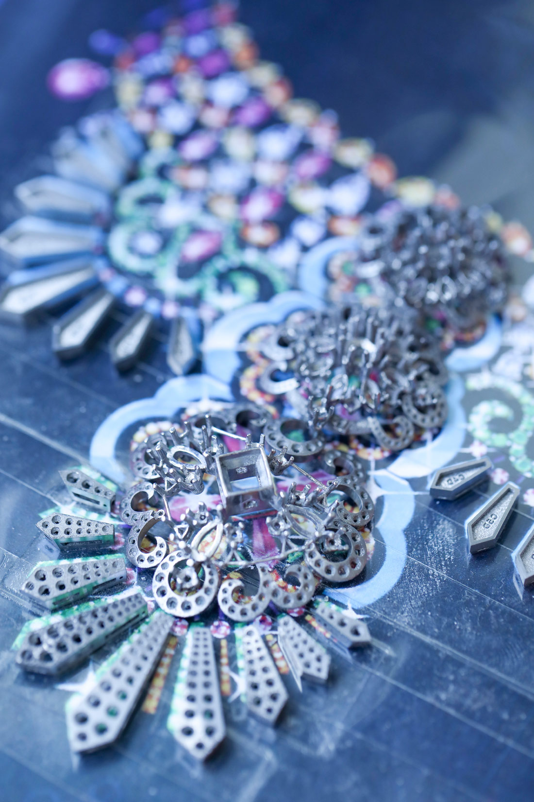  Rihanna Loves Chopard high jewellery necklace in the making