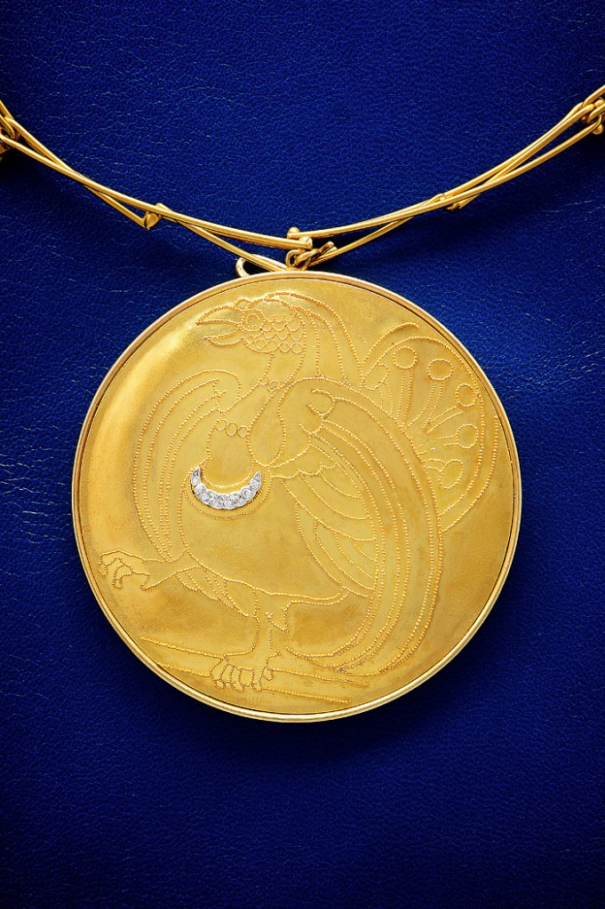 Kandinsky Kollektion 18k yellow gold and diamond