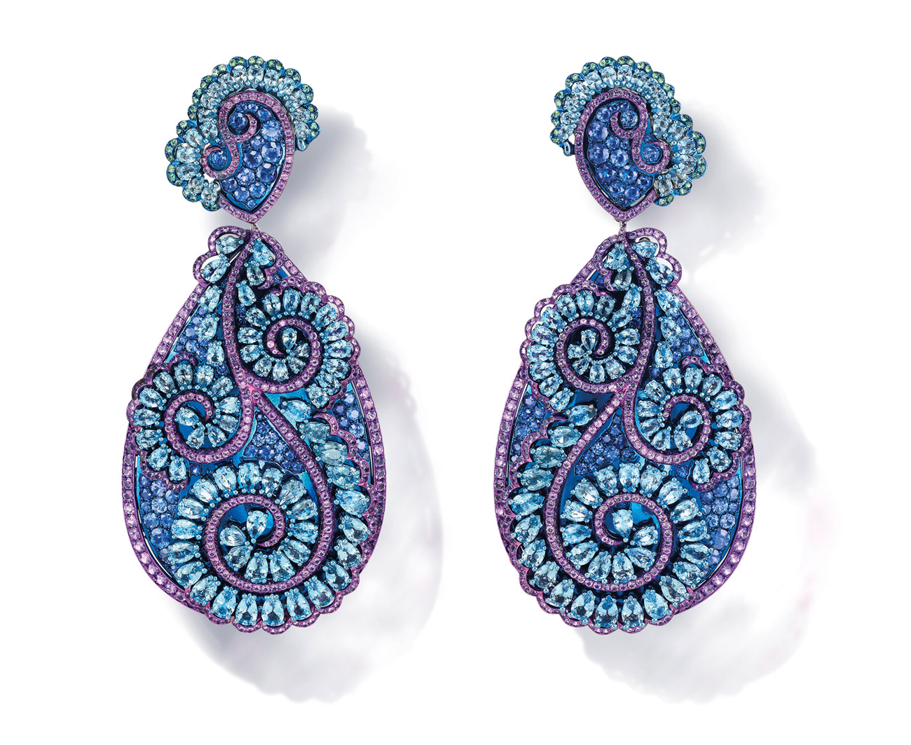  Chopard Red Carpet 2017 titanium earrings with pear-shaped topazs, amethysts, sapphires, paraiba tourmalines and tsavorites