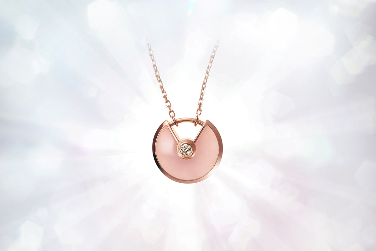 cartier amulette pink opal