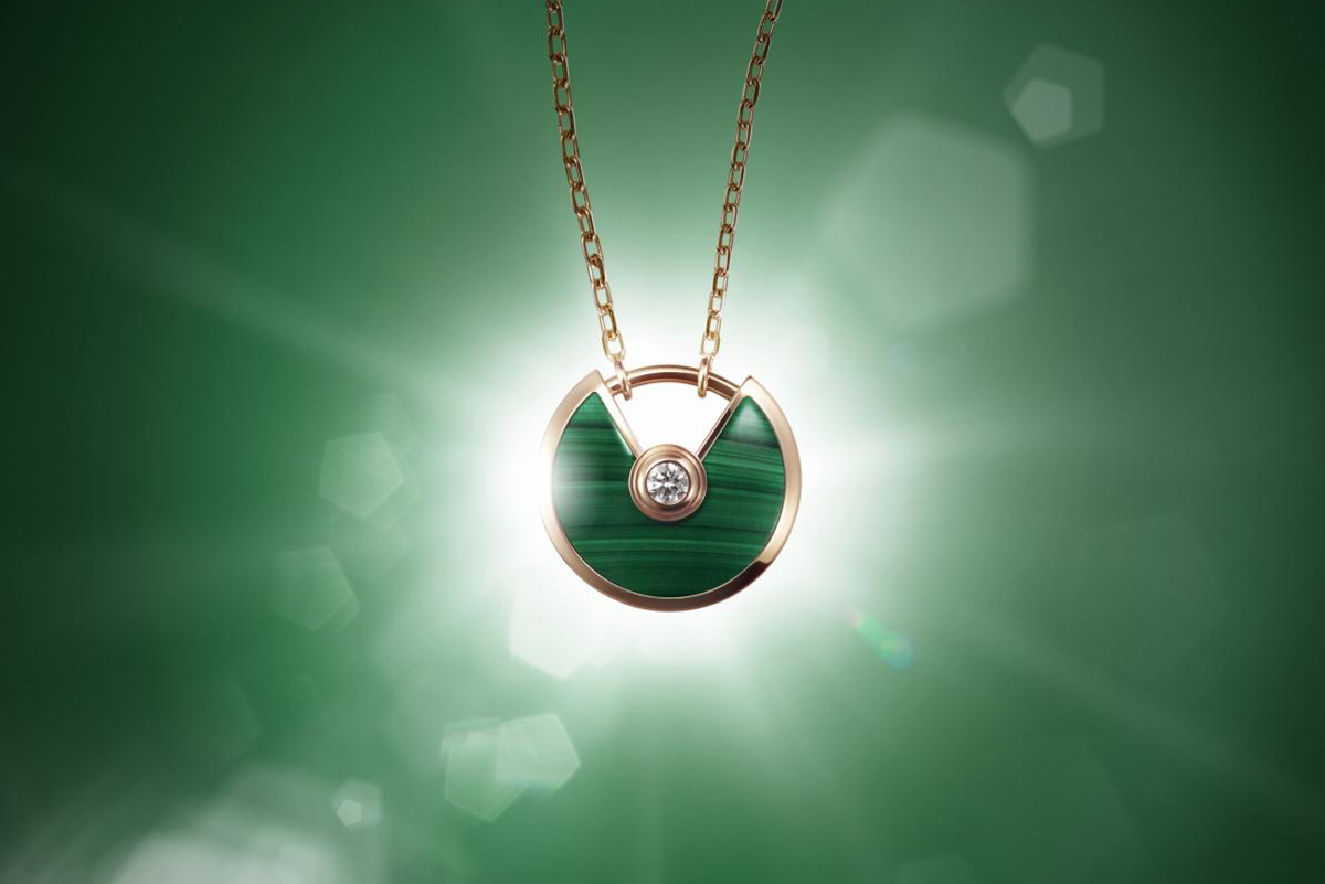 cartier amulette necklace green