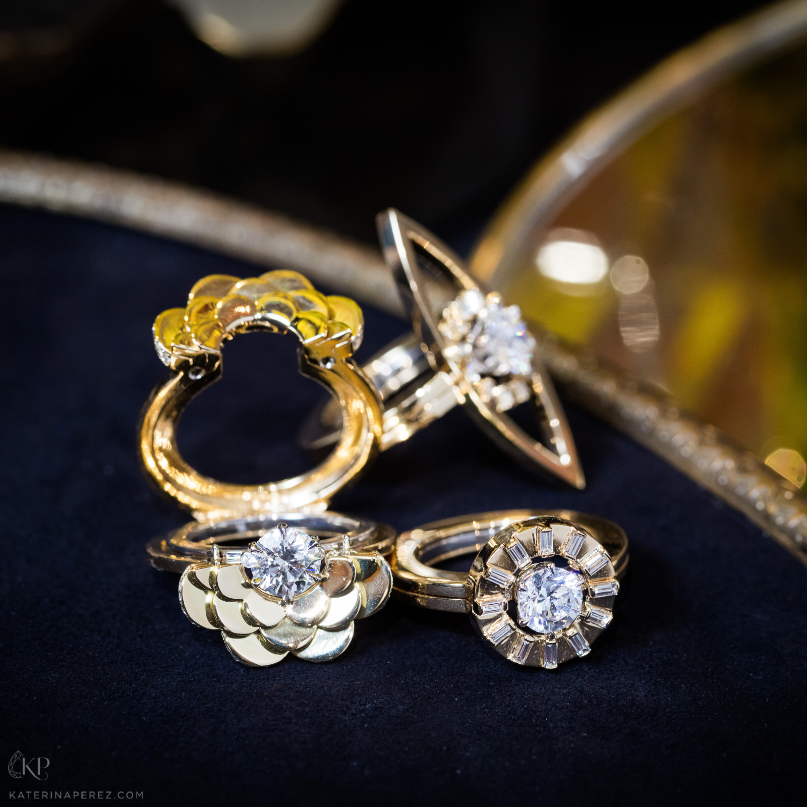  CADAR TU engagement rings with jackets that can be put on top of a classic ring. Photo by Simon Martner.