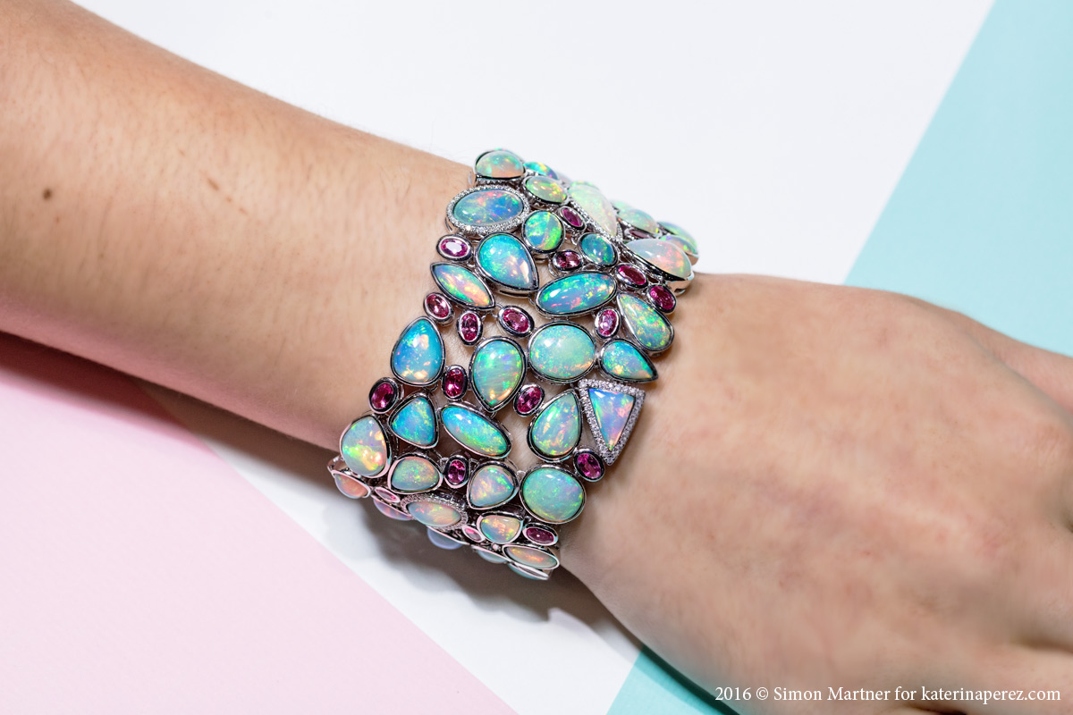 Yael Cuff bracelet with white opal of 73.96 cts, pink spinels totalling 12.05 cts and 1.45 cts of white diamonds