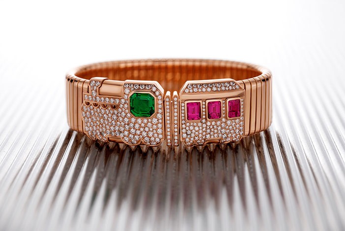  CHOO CHOO - High Jewellery bracelet in pink gold with 1 emerald (1.28ct), 3 pink tourmalines (1.52ct), and pavé-set diamonds (2.15ct). 
