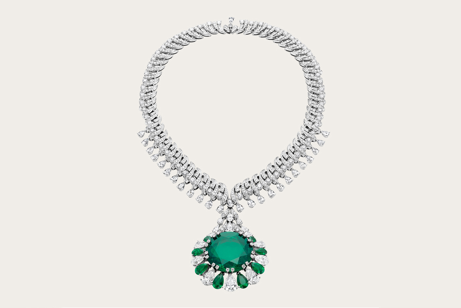  IL GRANDIOSO - High Jewellery necklace in platinum with 1 round Colombia emerald (53.57 ct), 8 pear shaped diamonds (12.52 ct), 8 pear shaped emeralds (8.39 ct), pear shaped diamonds (11.98 ct), round and pavé-set diamonds (23.47 ct).
