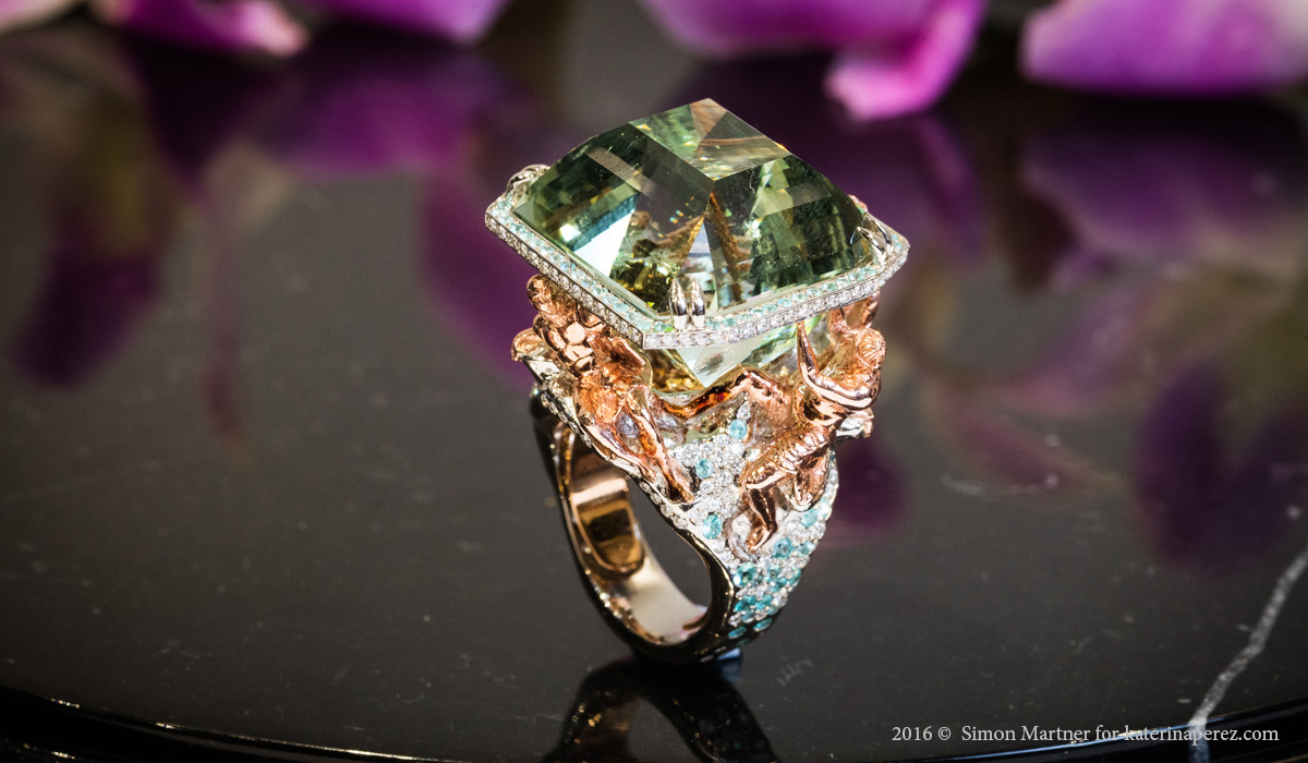 Alessio Boschi cocktail ring with a step-cut peridot inspired by Fontana dei Quattro Fiumi at Piazza Navona