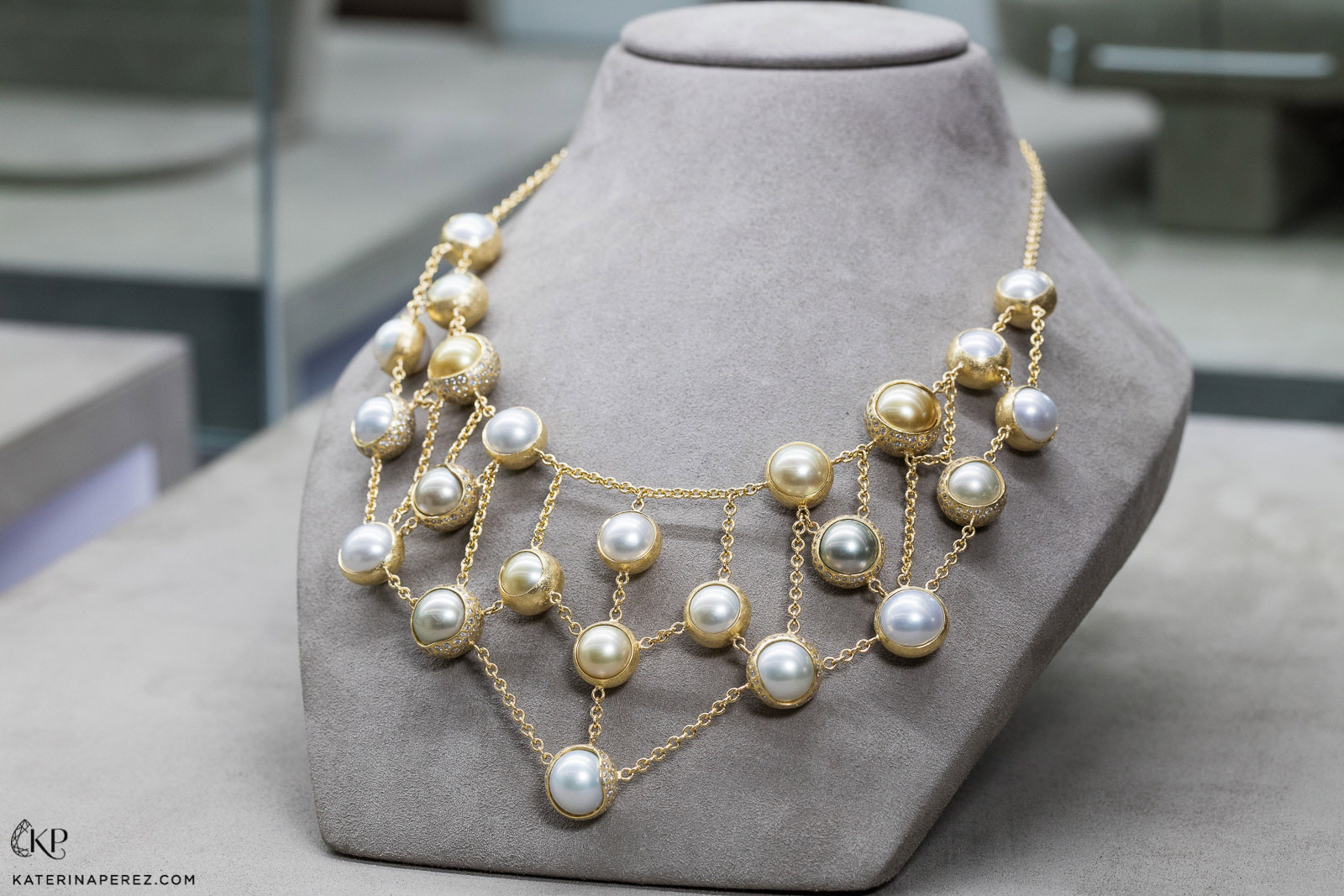 Todd Reed necklace in yellow gold with pearls. Photo credit: Simon Martner.
